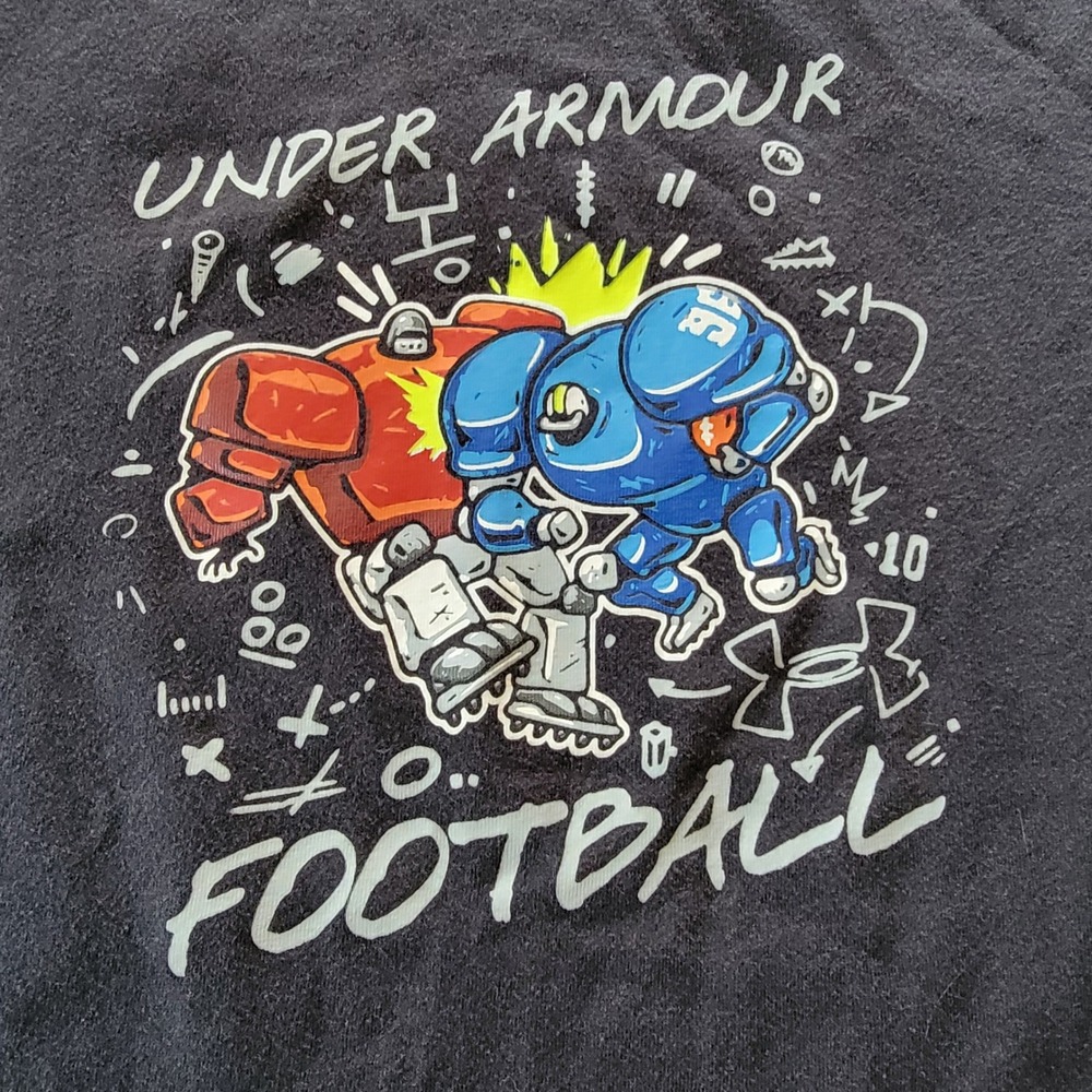 Under Armour Robot Football Design Graphic Tee Kids Size Medium  Excellent 706